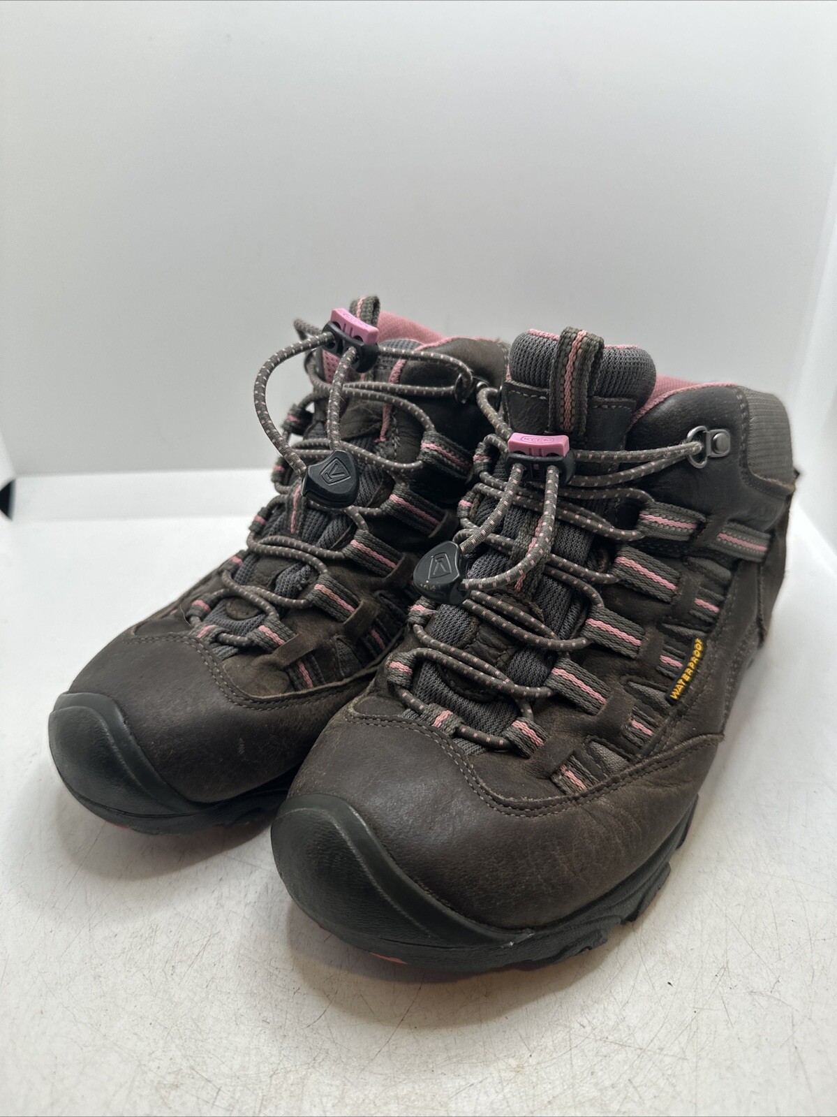 Stivali da trekking impermeabili Keen Targhee bambini giovani taglia 3 rosa bordo pelle