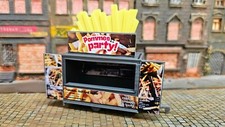Kirmesbude "Pommes Party" Bude Kirmes Pommes Frites Rummel H0 Bausatz 1:87