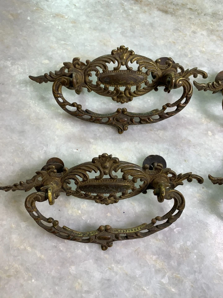 Antique Victorian Ornate Fancy Art Nouveau Brass Dresser Bureau Handle Pull - Image 2 of 4