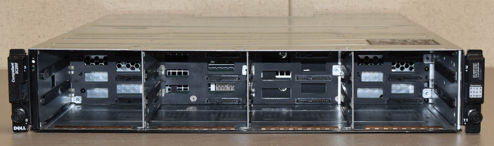 Dell Compellent SC200 12 LFF 3.5