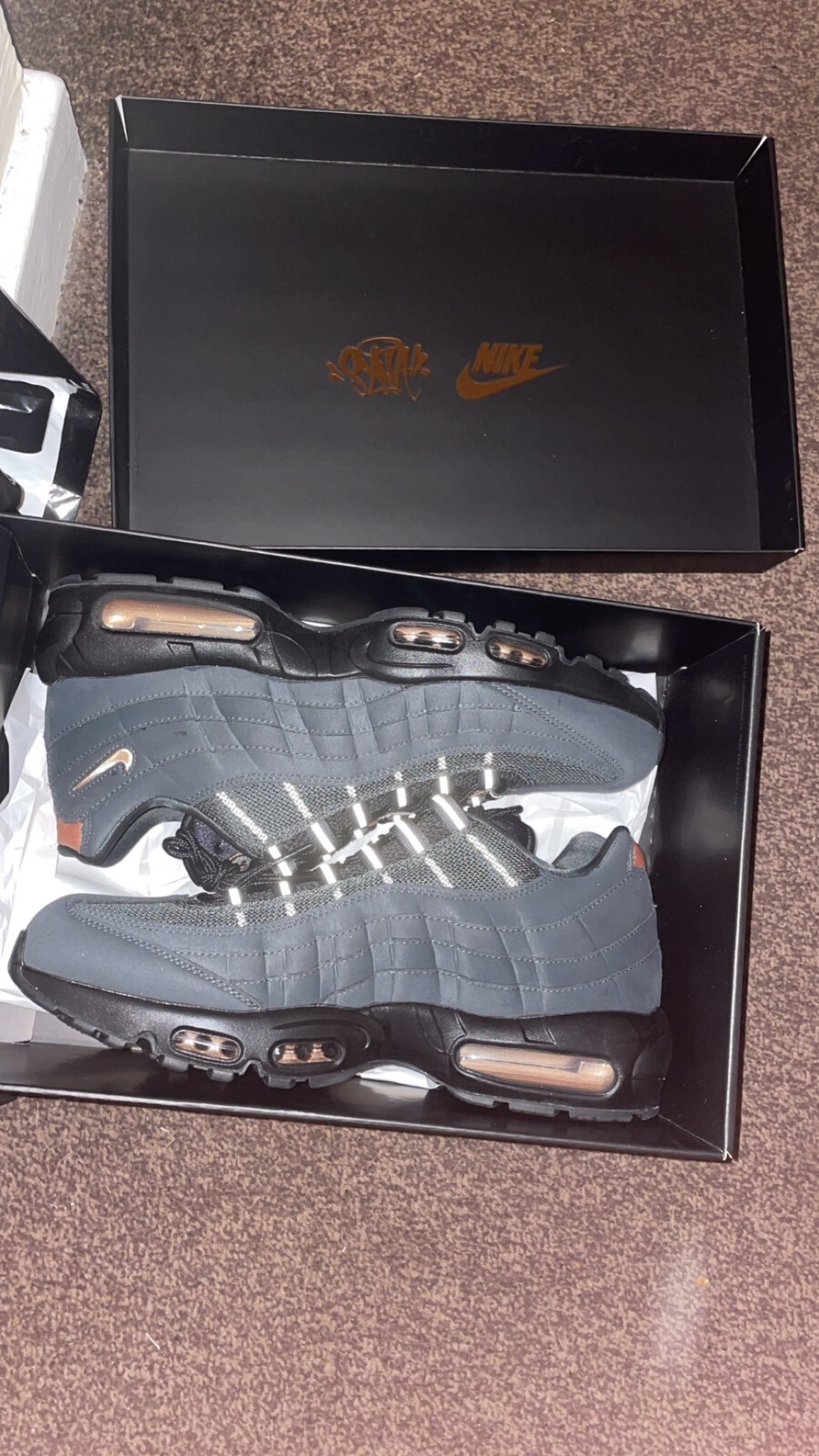 central cee x syna world x air max 95 (SIZE 11) IN HAND ✅ image 4