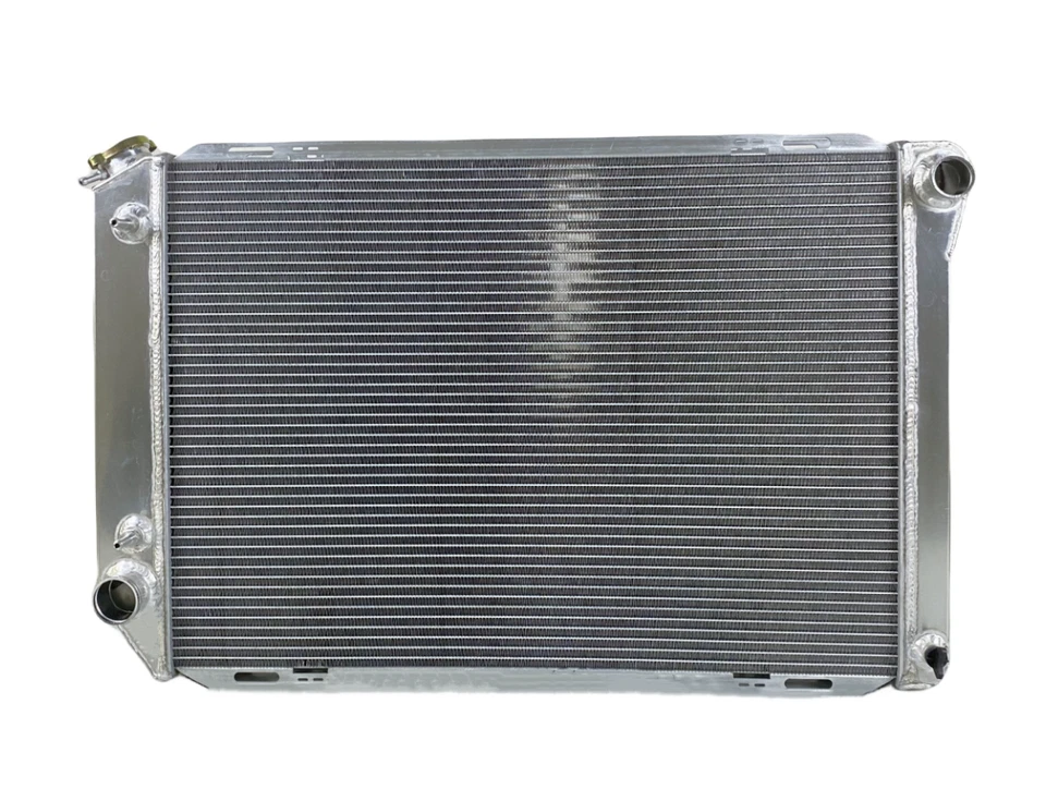 Radiador de aluminio para Ford F150 F250 F350 Bronco 1980-1984 5,0 L 5,8 L 6,6 L 7,5 L Foto 2 de 4