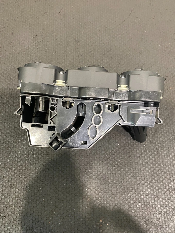 Volkswagen Golf MK5 2006 unidad de control de calefacción 747309-60 #10 Foto 3 de 4