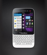 BlackBerry Q5 Unlocked 4G LTE WiFi 8GB 5MP Unlocked Keyboard Smartphone