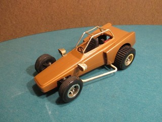 Vintage 1970s COX Gas Powered Sandblaster Dune Buggy = FOR PARTS or REPAIR.