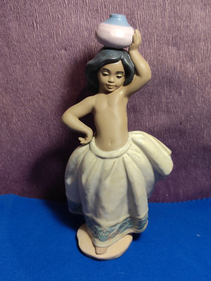 Lladro Gres Figur Atherischer Wasserträger # 2333