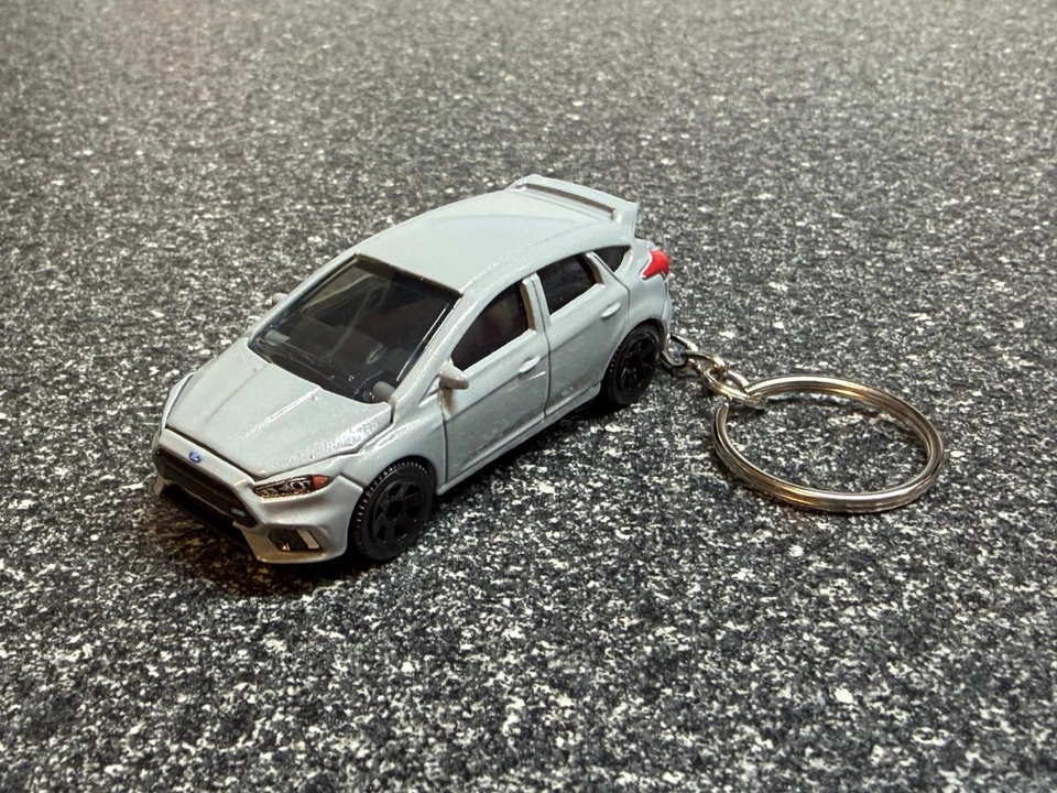 Ford Focus RS ST Keychain Gray Hot Wheels - Image 3 of 4