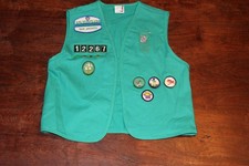 Girl Scouts Of America USA Uniform Vest Green Medium Glued Patches