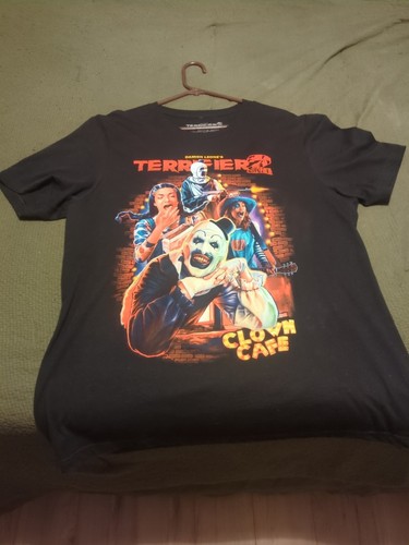 Terrifier 2 Clown Cafe Shirt XL - Picture 3 of 16