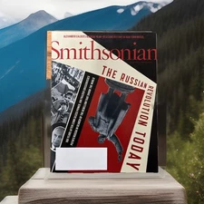 SMITHSONIAN MAGAZINE October 2017 The Russian Revolution Today
