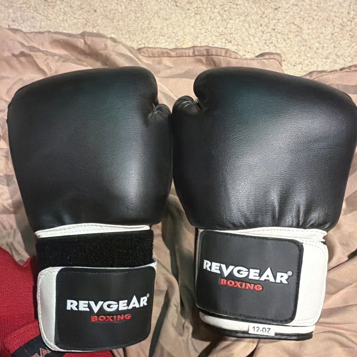 REVGEAR ボクシンググローブ ブラック 16oz REVGEAR ボクシング