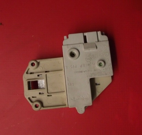 Waschmaschine ZANUSSI ZWF1421S Türschloss