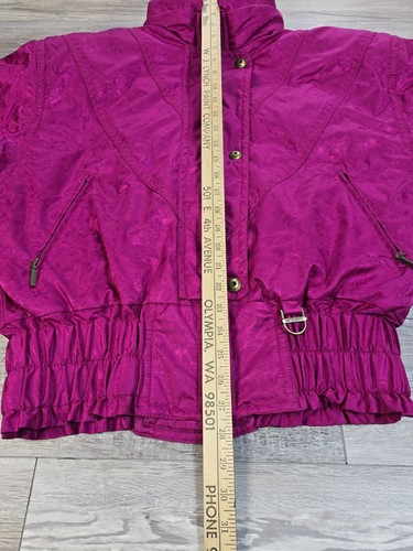 DESCENTE Vintage 80er Skijacke lila Damengröße 12 gefütterte Reißverschlusstaschen Erwachsene - Bild 10 von 16