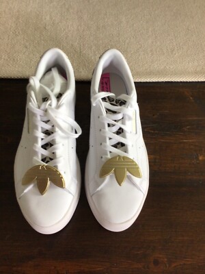 Womens 7.5 -adidas Sleek Leopard Worn once, excellent condition!