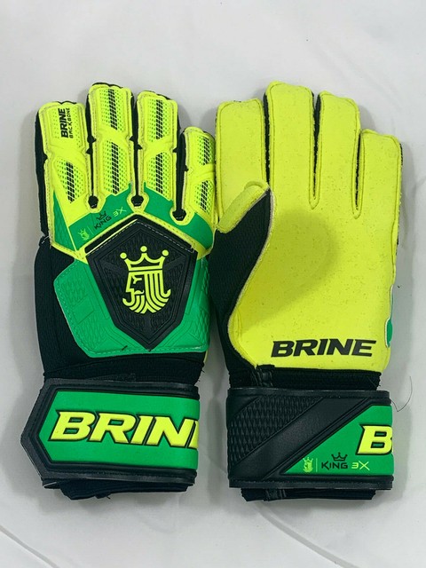 brine king goalie gloves