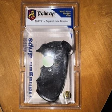 Pachmayr Gripper Grip Smith & Wesson Square Butt 2 Checkered Black Rubber