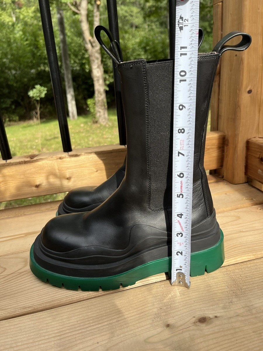 Bottega Veneta - Green Sole Tire Chelsea Leather Boots EU 37 Bottega Veneta - Green Sole Tire Chelsea Leather Boots EU 37