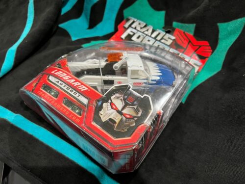 TRANSFORMERS 2007 HASBRO DELUXE CLASS LONGARM AUTOBOT TOW TRUCK BRAN NEW SEALED - Picture 2 of 3