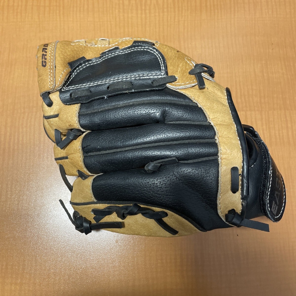 12 inch Flash Glove, left hand thrower, cream, black laces, binding, a