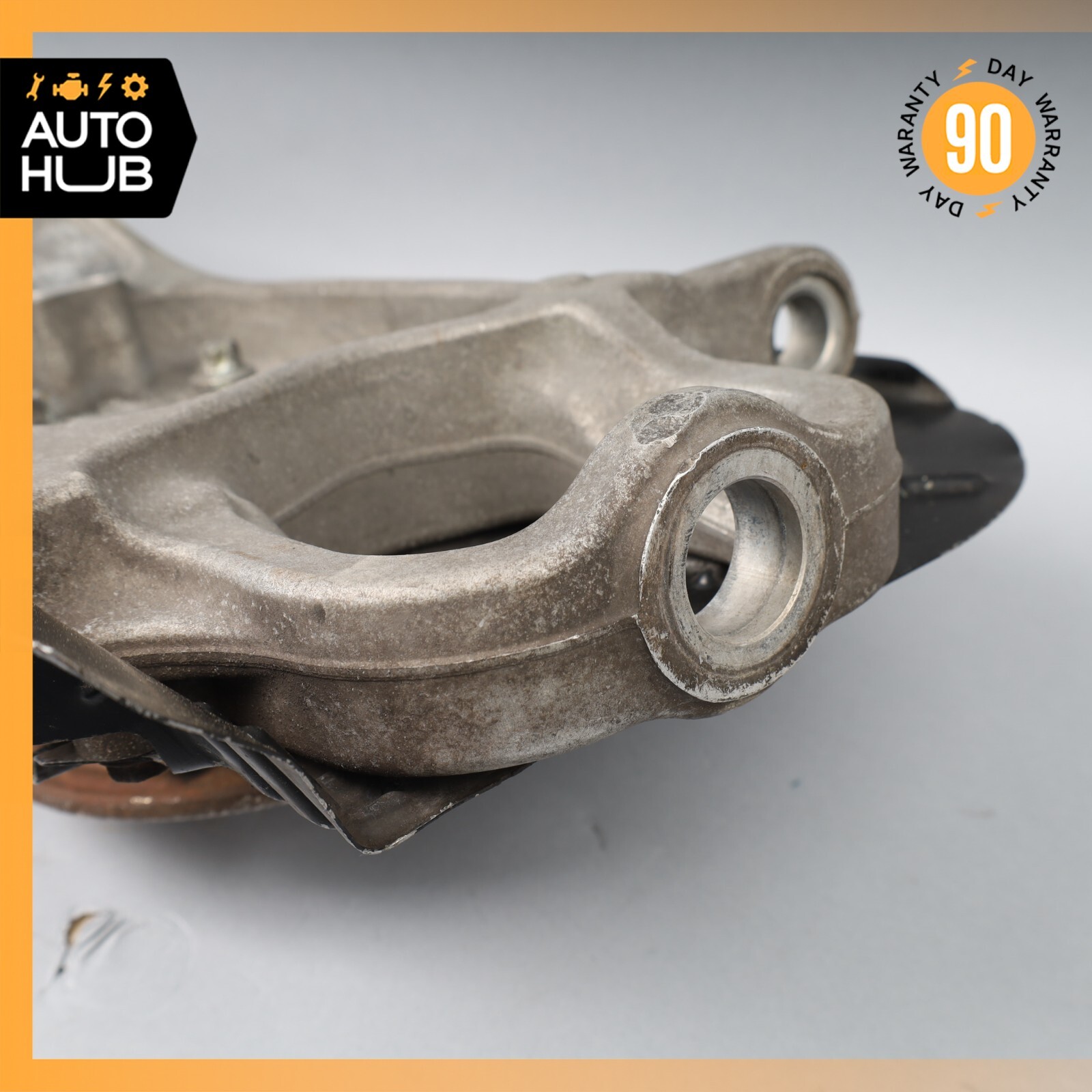 14-16 Maserati Quattroporte SQ4 Ghibli Front Right Knuckle Spindle OEM 69k