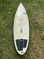 dan taylor surf board- 6'6" The Hammer