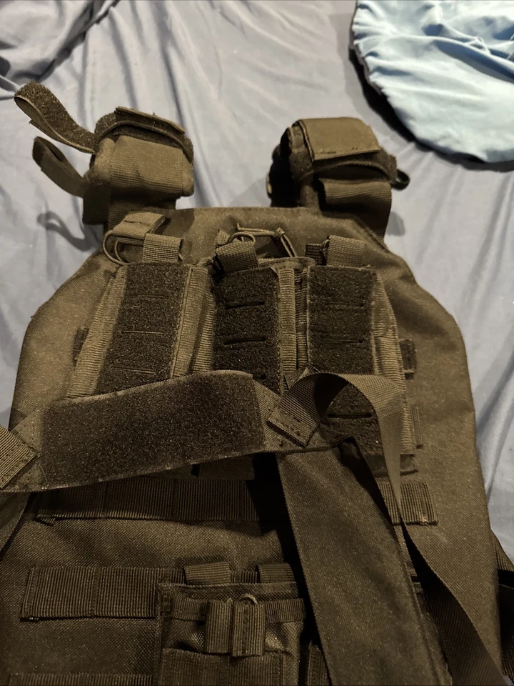 Equipamento tático preto grande lote de equipamento de peito transportador de placas etc - Imagem 3 de 4