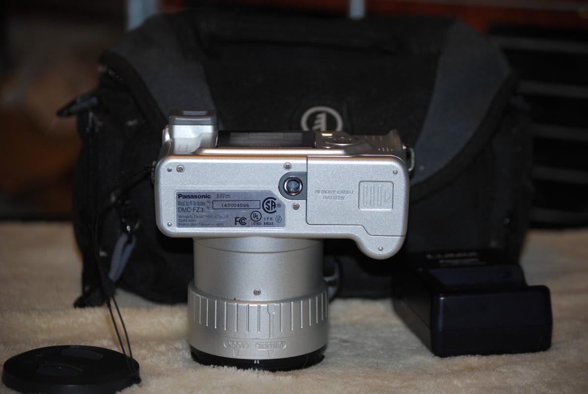 Panasonic LUMIX DMC-FZ3 3.0MP Digital Camera - Silver for sale