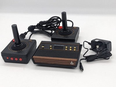 Menkind Atari Flashback 12 USB-powered Fixed ROM Konsole 110 Klassiker Spiele LESEN