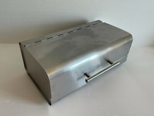 Belle Huche à pain Inox Brossé  bon état 