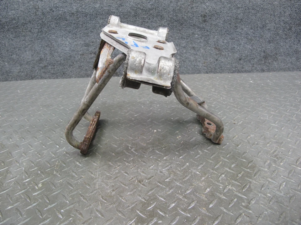 1999 - 2001 年 PORSCHE 911 996 3.4L 后轮左轮驱动侧出口支架支撑组件 — 第 3/4 张图片