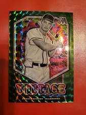 2021 Mosaic Vintage Stained Glass Green Prizm #V4 Eddie Mathews