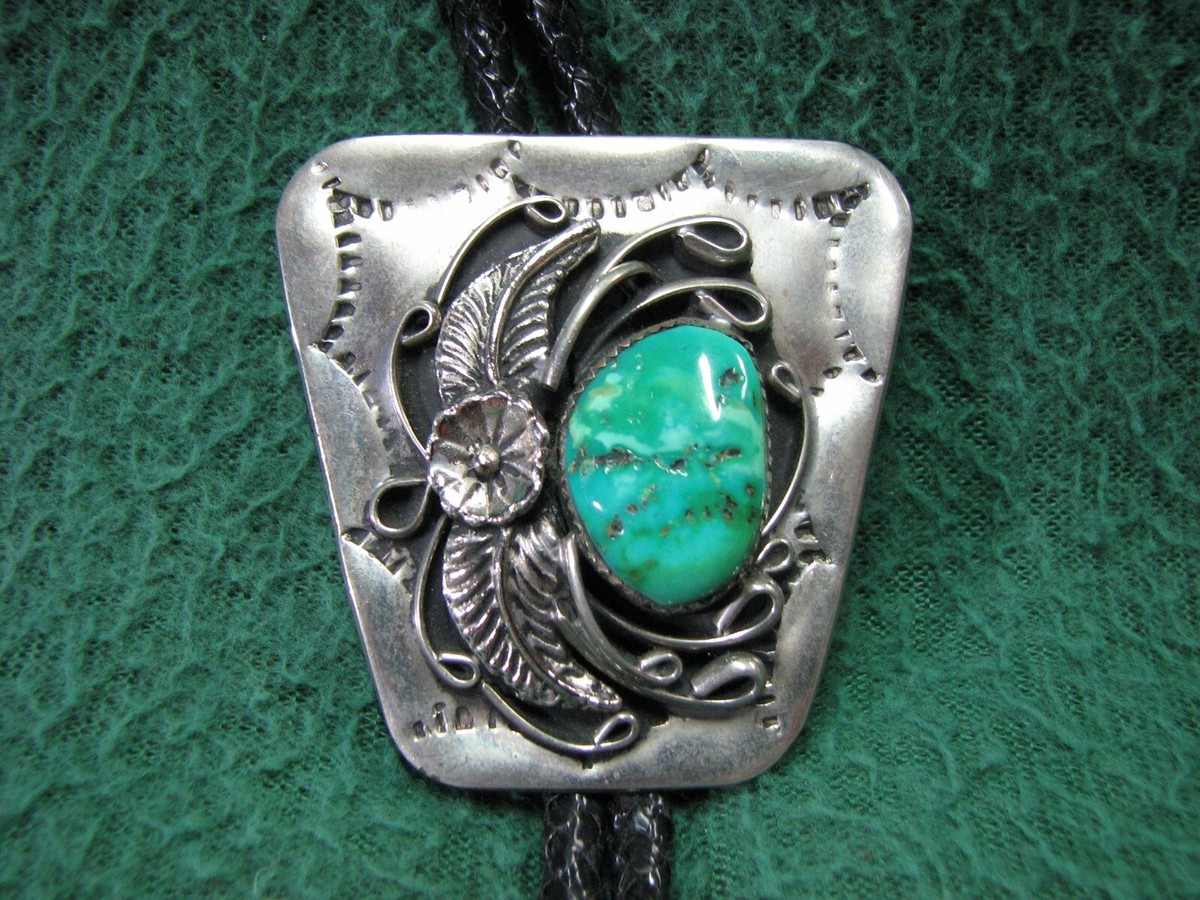 Very Rare Buffalo Coin Sterling Silver Vintage Native American Navajo Turquoise Bracelet Very Rare Buffalo Coin Sterling Silver Vintage Native American Navajo Turquoise Bracelet
