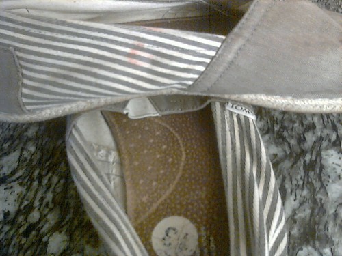 Tom's Men's size 13 Brown Khaki/Stripes - Picture 7 of 7