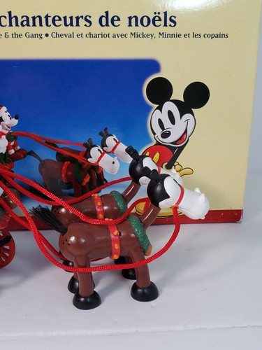 1999 DISNEY CAROLERS WITH HORSE AND WAGON - Picture 3 of 12