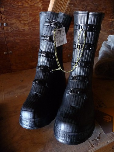 BOTAS INDUSTRIALES LACROSSE SERIE Z SOBREZAPATO 14" NEGRAS 266200 TALLA 11 P-11147295 - Imagen 2 de 4