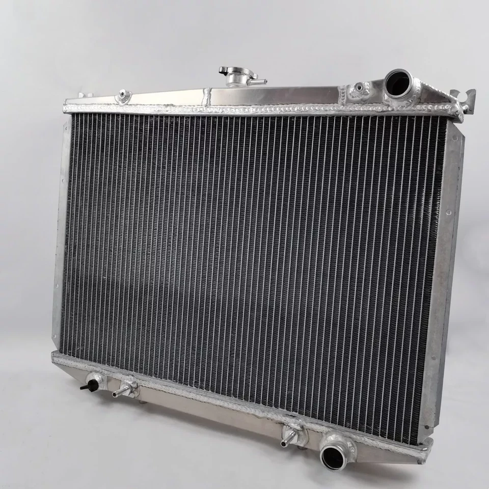 Radiador de aluminio para Nissan Pathfinder 86-94 1987-1995 Nissan D21 2,4 L 3,0 L AT Foto 3 de 4