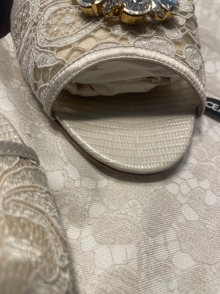 Dolce & Gabbana blanca encaje cristal adornado plano talla 41 Foto 4 de 4