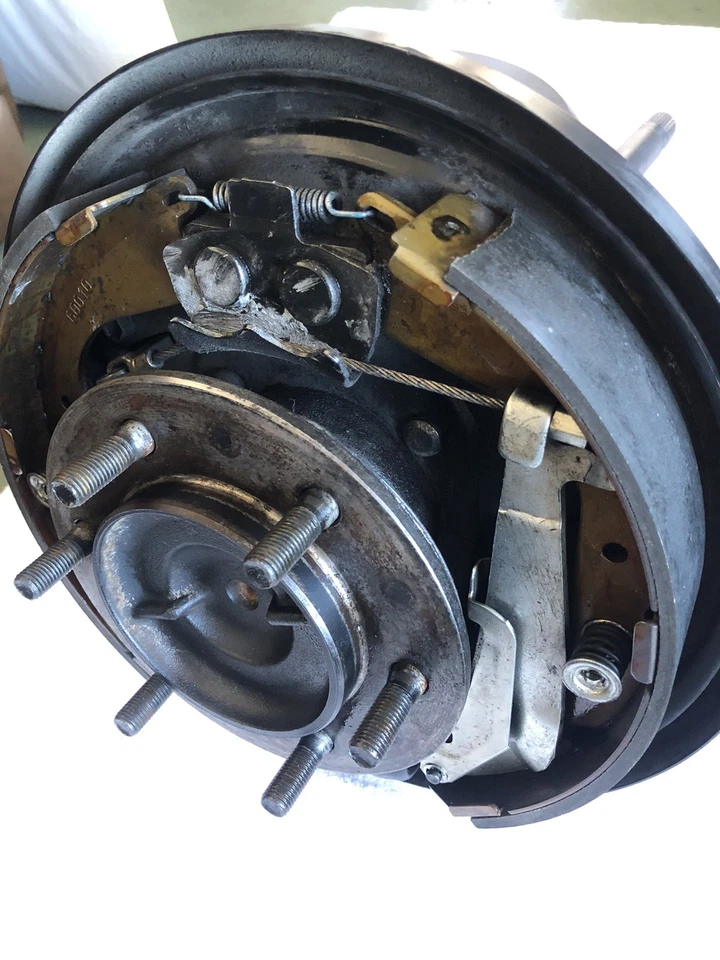 96-02 Toyota 4Runner водитель задняя ось вал задняя пластина барабан и ABS 2WD 4WD - Изображение 2 из 4