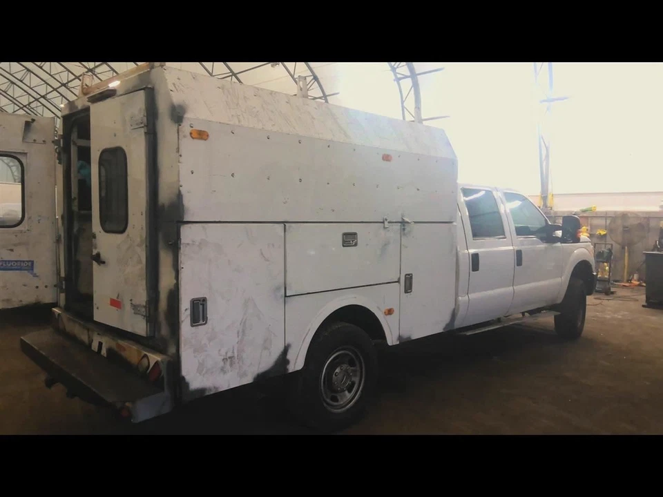 Throttle Body Throttle Valve Assembly 6.2L Fits 11-15 FORD F250SD PICKUP 6815170 Foto 3 de 4