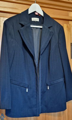 sportlicher Damenblazer von Fabrizio A. Gr. 42 dunkelblau