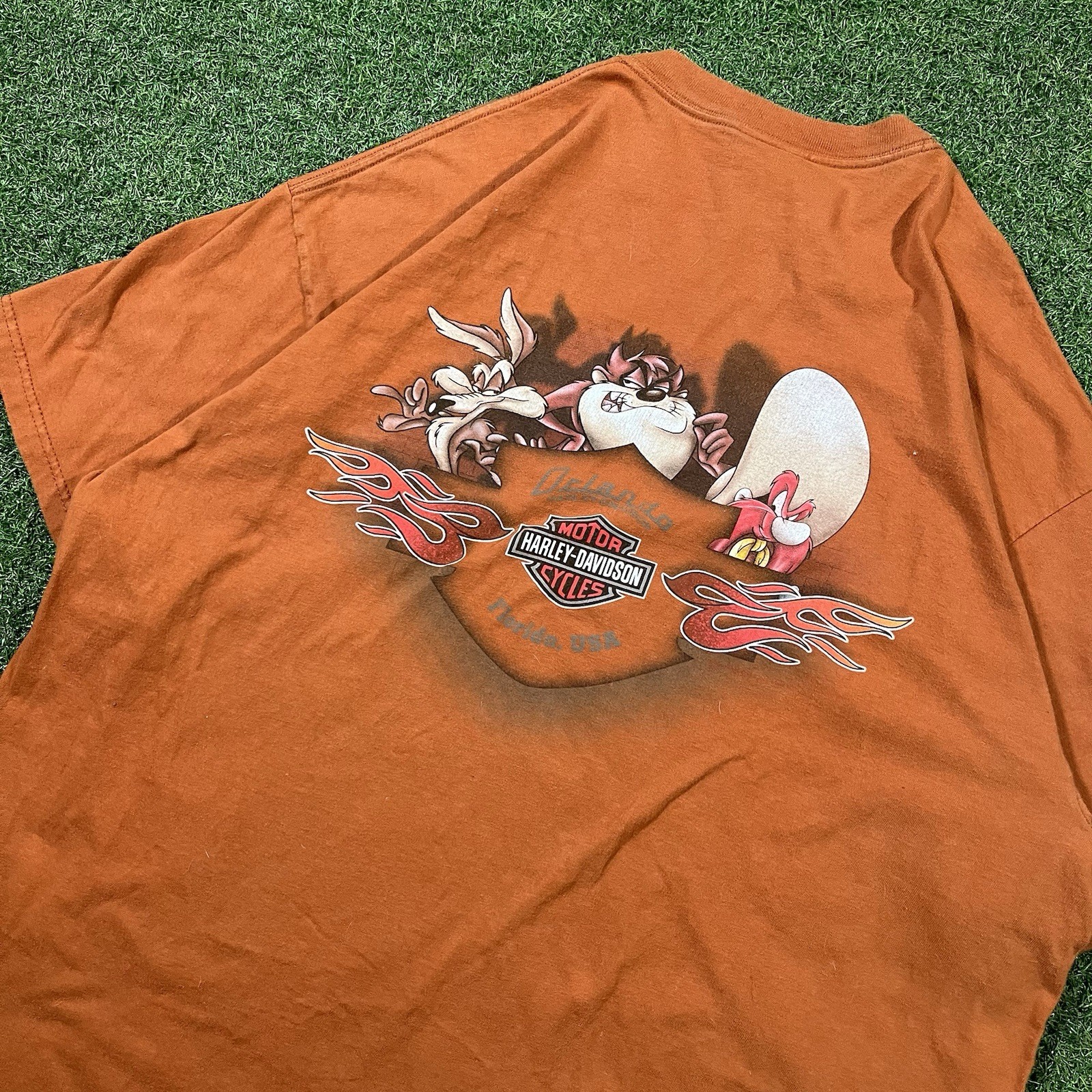 Vintage Harley Davidson Motorcycles x Warner Bros Looney Tunes Biker Tee 2XL