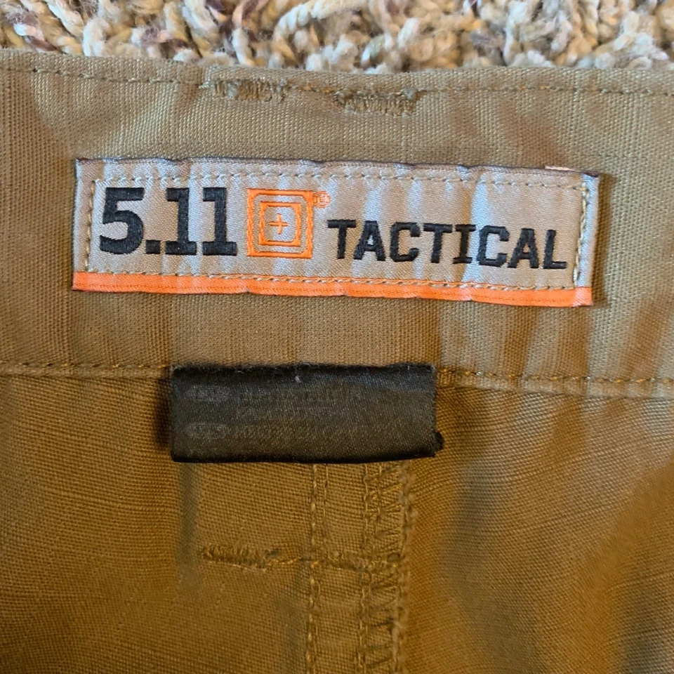 Pantalones Cortos Tácticos 5.11 Para Hombre 30 Caqui Lona Carga Exterior Ropa de Trabajo Foto 2 de 4