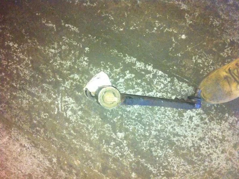 99-02 Mercury Cougar Conductor Izquierdo Brazo de Control Inferior Delantero 4 Pernos Agujero Accesorio Foto 3 de 4