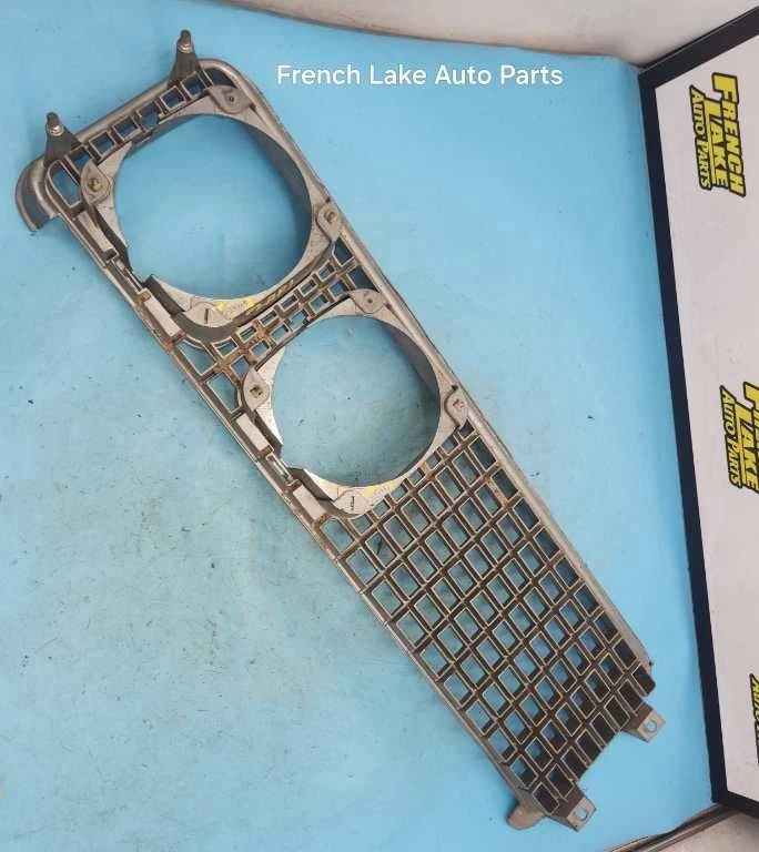 Passenger Right Grille 1385196 Fits 1969 BUICK ELECTRA 1247814 - Image 4 of 4