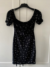 Ladies PrettyLittleThing size 6 short ditsy on/off shoulder dress black floral
