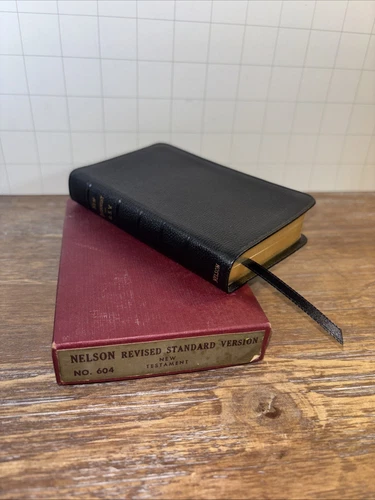 1946 The Revised Standard Version RSV New Testament Nelson Pocket Bible
