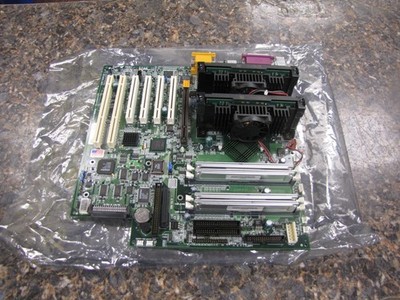 Supermicro PIIIDR3 P3DR3 Motherboard Dual Processors with RAM