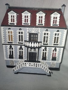 Mini Dollhouse Furnished Small Scale