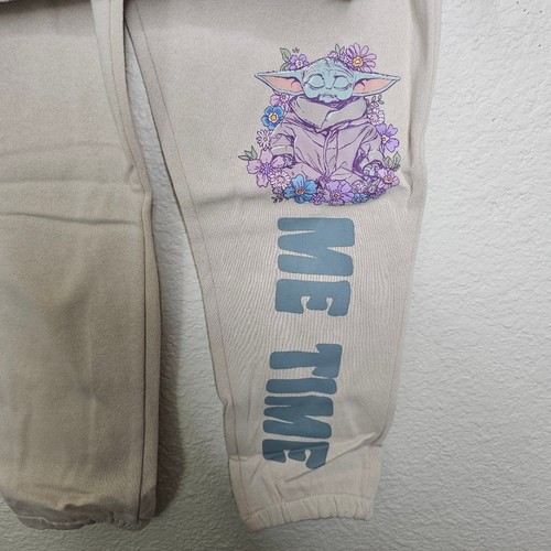 NWT Baby Yoda Girls size medium Crewneck Sweatshirt and Jogger 2-Piece Set - Picture 3 of 4