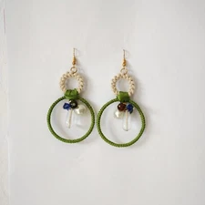 aretes de mujer de moda